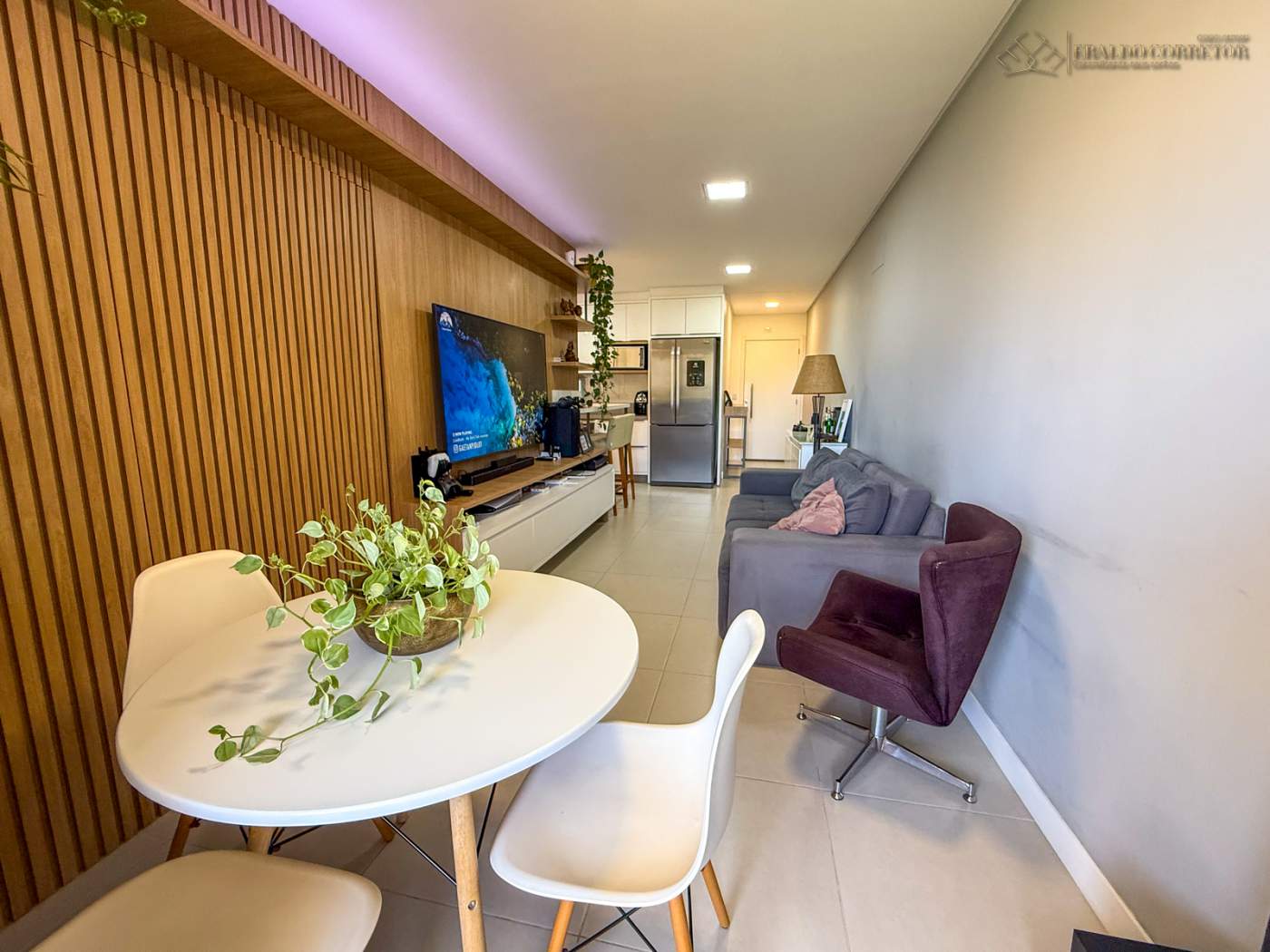 Apartamento para Venda, em Florian�polis, bairro Ingleses do Rio Vermelho, 3 dormit�rios, 1 banheiro, 1 su�te, 2 vagas