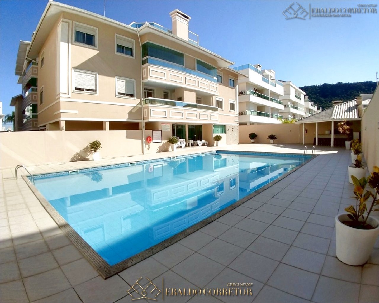 Cobertura para Venda, em Florian�polis, bairro Ingleses do Rio Vermelho, 4 dormit�rios, 2 banheiros, 2 su�tes, 2 vagas