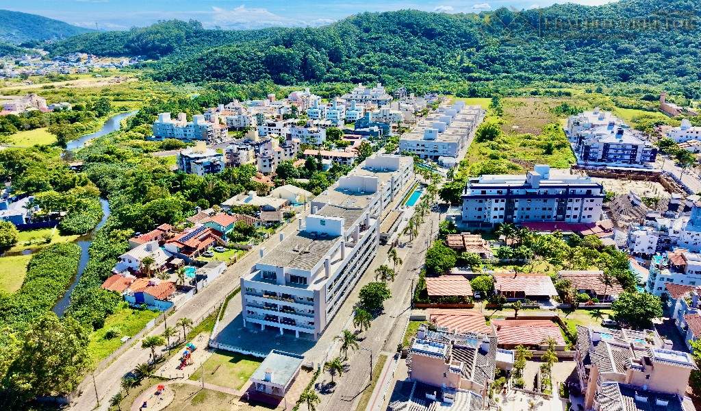 Apartamento para Venda, em Florian�polis, bairro Ingleses do Rio Vermelho, 3 dormit�rios, 1 banheiro, 1 su�te, 2 vagas