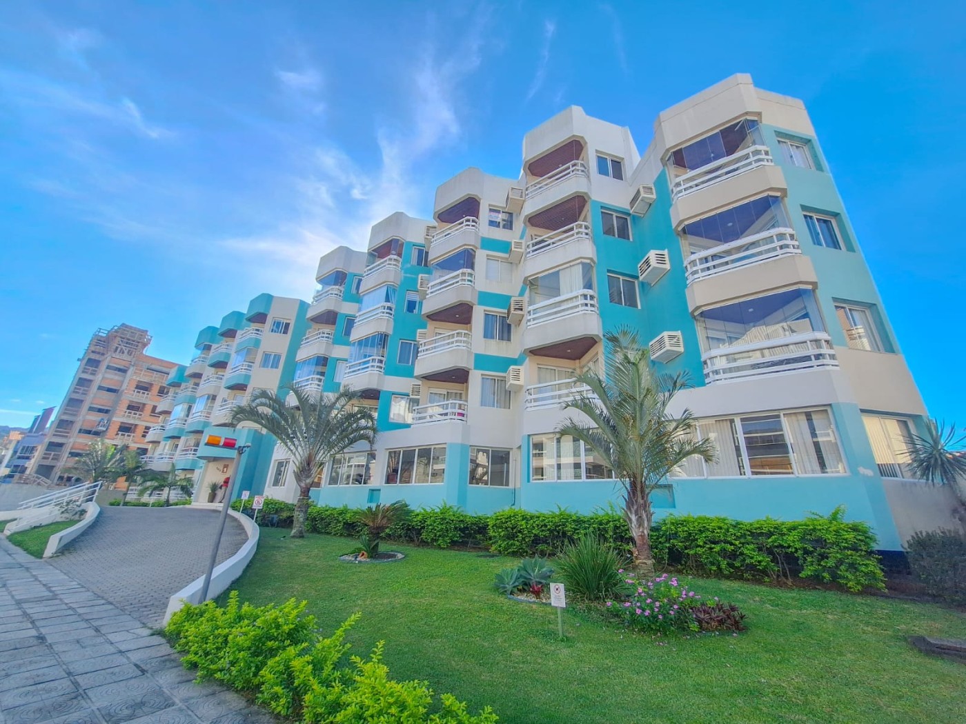 Apartamento para Venda, em Florian�polis, bairro Ingleses do Rio Vermelho, 1 dormit�rio, 1 banheiro, 1 vaga