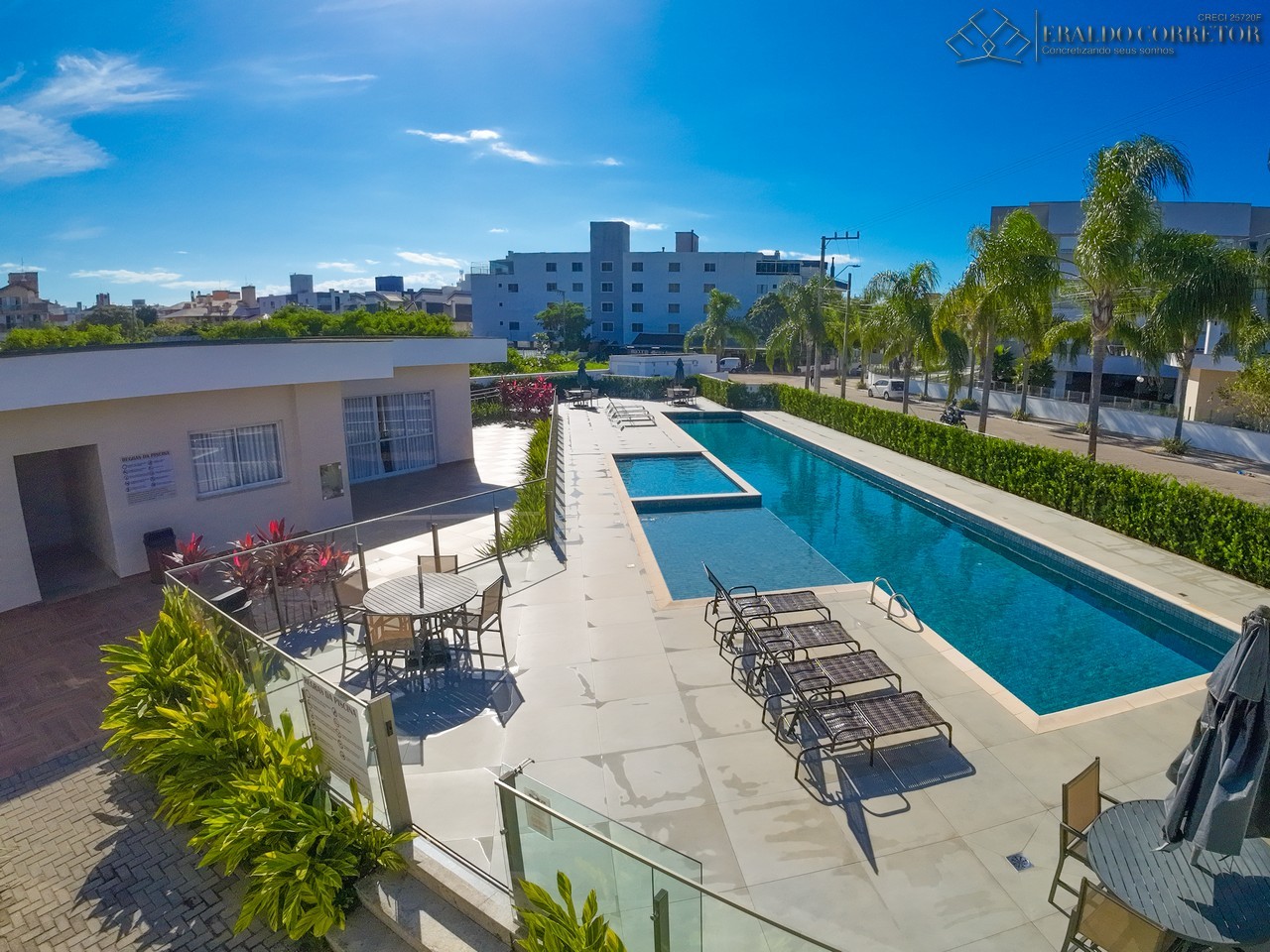 Apartamento para Venda, em Florian�polis, bairro Ingleses do Rio Vermelho, 2 dormit�rios, 2 banheiros, 1 su�te, 2 vagas